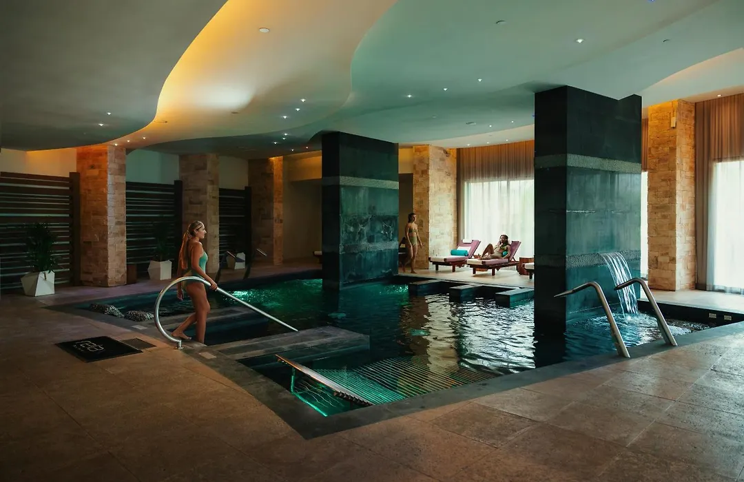 Breathless Riviera Cancun Resort & Spa (Adults Only)-1